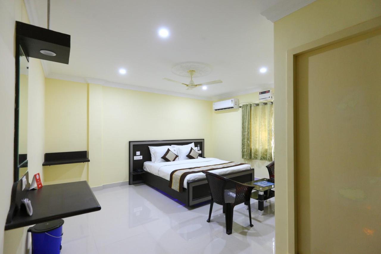 Hotel Sal Inn - Near Airport Chennai Exteriör bild